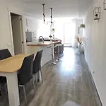 Piso Tranquilo Y Bonito מאלגה